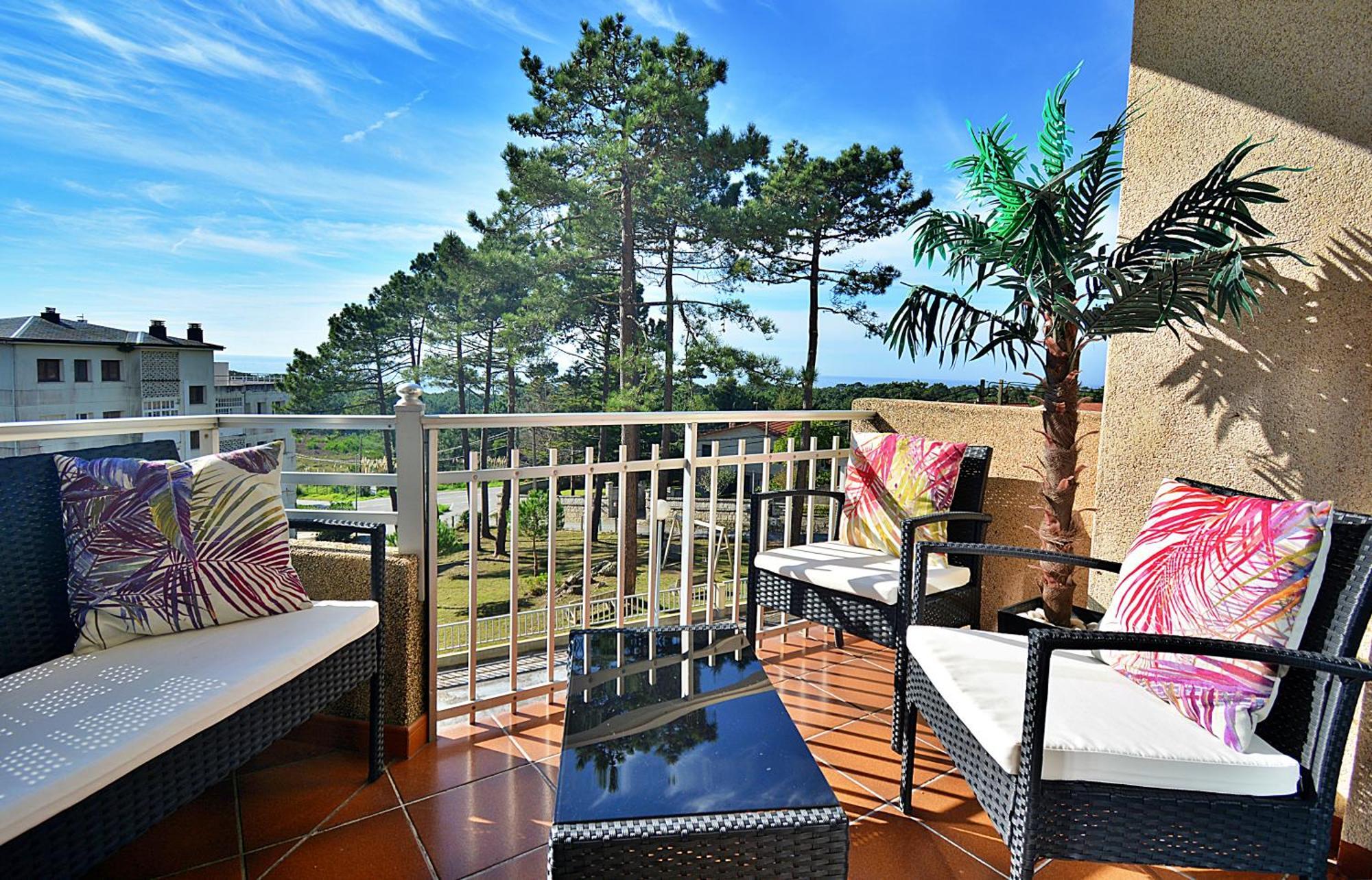 Galihost - Apartamento Con Vistas En Pedras Negras O Grove Exterior photo